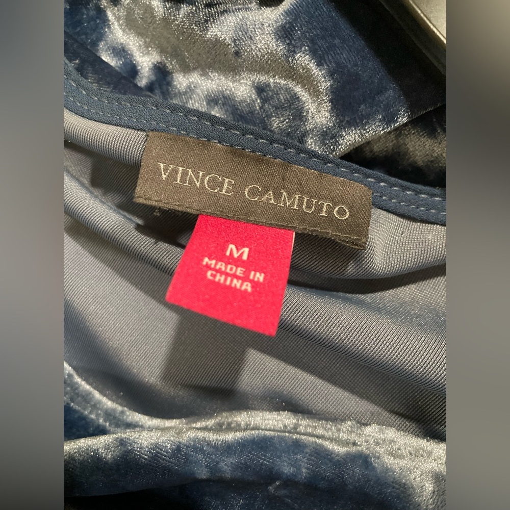NWT Vince Camuto blue suede cap sleeve blouse | Plus size - Picture 3 of 4